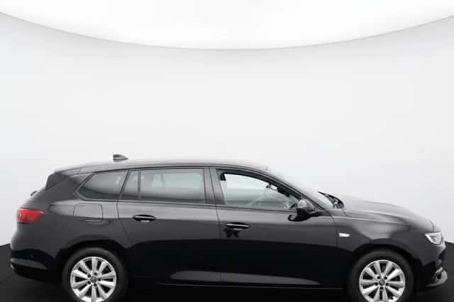 Opel Astra Sports Tourer (2023) thumbnail 4