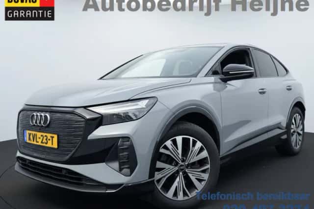 Audi Q4 e-tron (2023) thumbnail 1