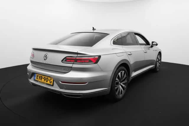 Volkswagen Arteon (2022) thumbnail 4