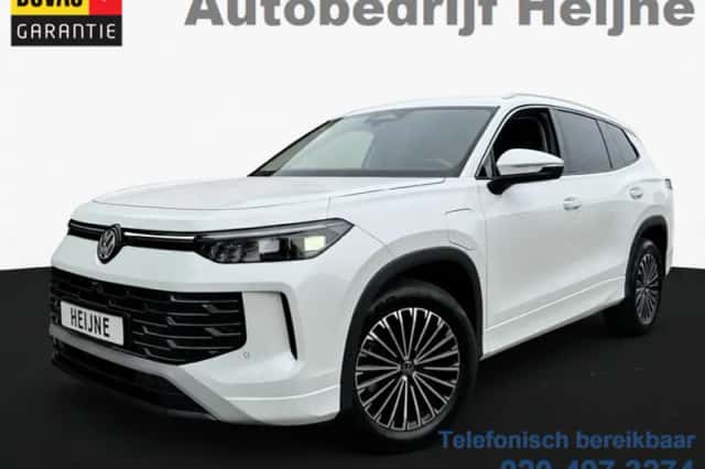 Volkswagen Tayron (2025) thumbnail 1