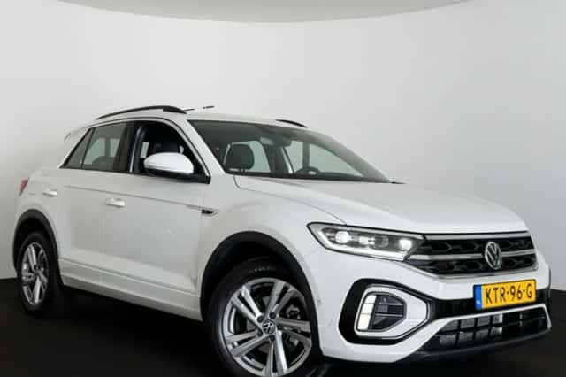 Volkswagen T-Roc (2024) thumbnail 5