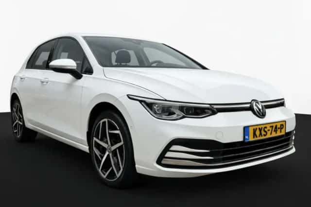 Volkswagen Golf (2022) thumbnail 6