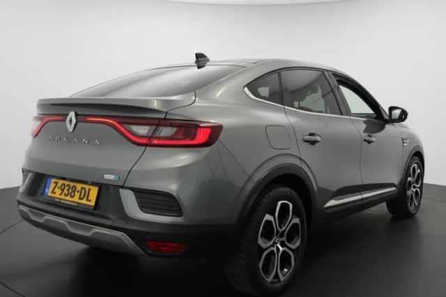 Renault Arkana (2022) thumbnail 3