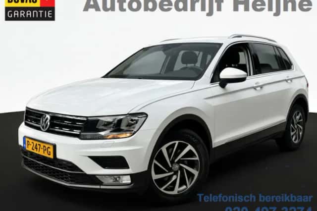 Volkswagen Tiguan (2017) thumbnail 1