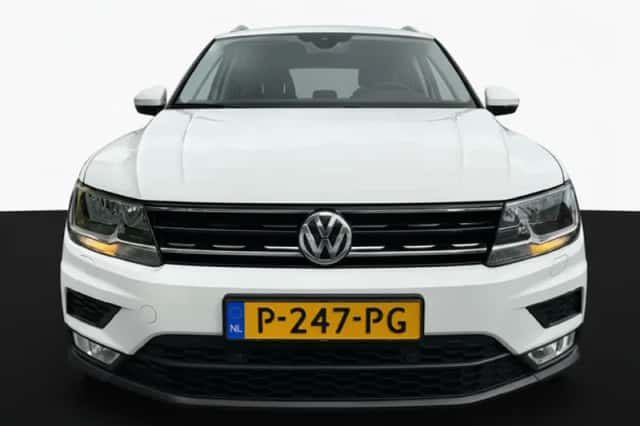 Volkswagen Tiguan (2017) thumbnail 4