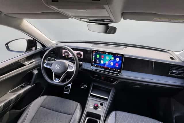 Volkswagen Tiguan (2025) thumbnail 2