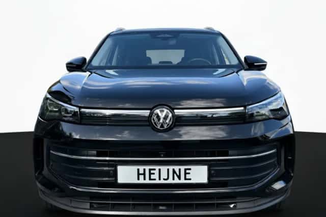 Volkswagen Tiguan (2025) thumbnail 4