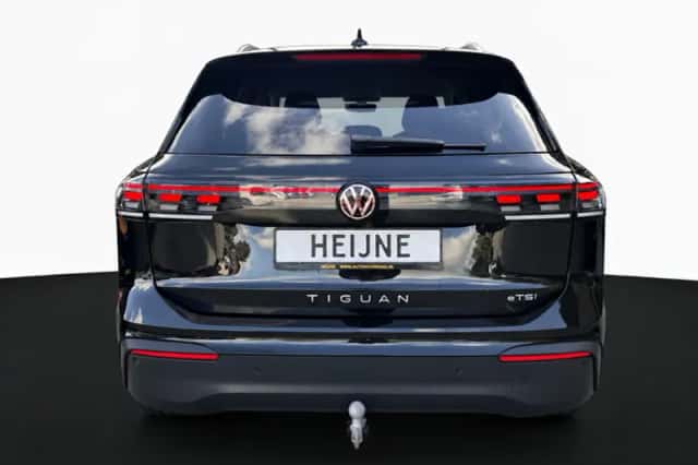 Volkswagen Tiguan (2025) thumbnail 5