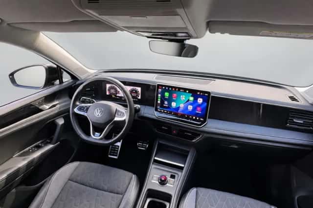 Volkswagen Tiguan (2025) thumbnail 2