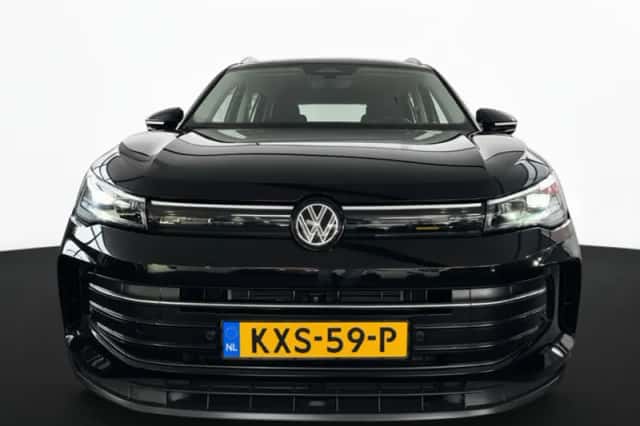 Volkswagen Tiguan (2025) thumbnail 5