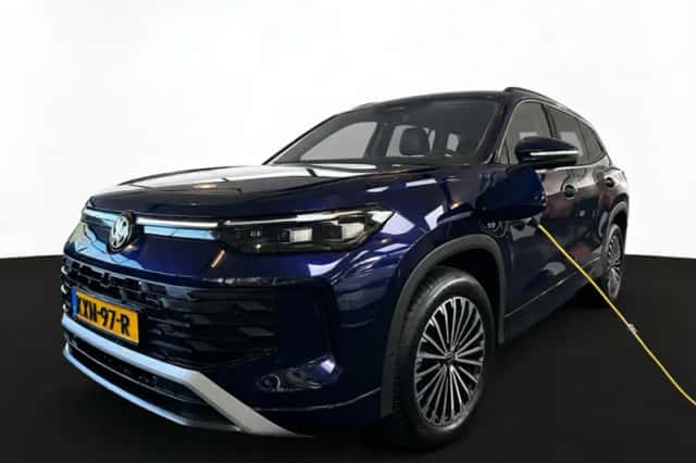 Volkswagen Tayron (2025) thumbnail 2