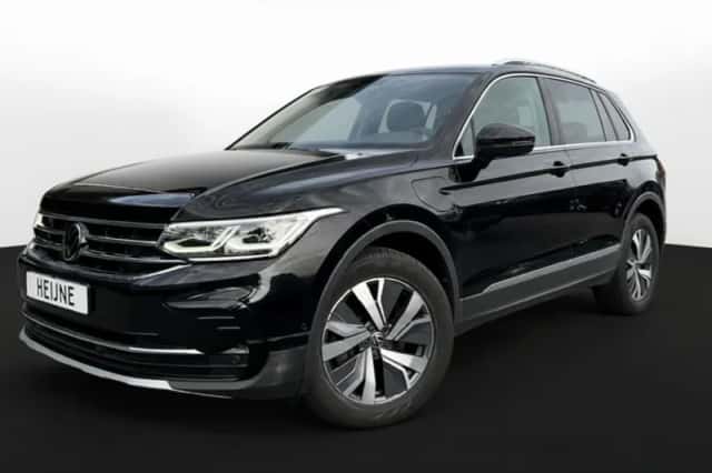 Volkswagen Tiguan (2022) thumbnail 1