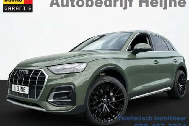 Audi Q5 (2023) thumbnail 1