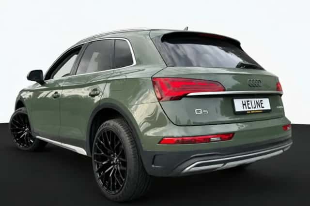 Audi Q5 (2023) thumbnail 6
