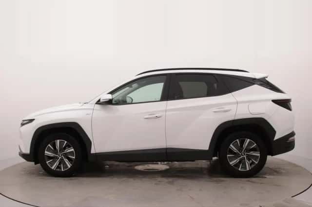 Hyundai Tucson (2021) thumbnail 3