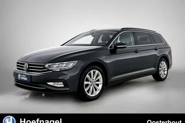 Volkswagen Passat (2020) thumbnail 1