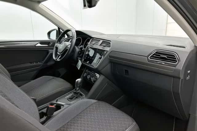 Volkswagen Tiguan (2019) thumbnail 6