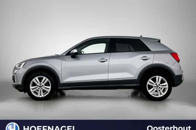 Audi Q2 (2021) thumbnail 3