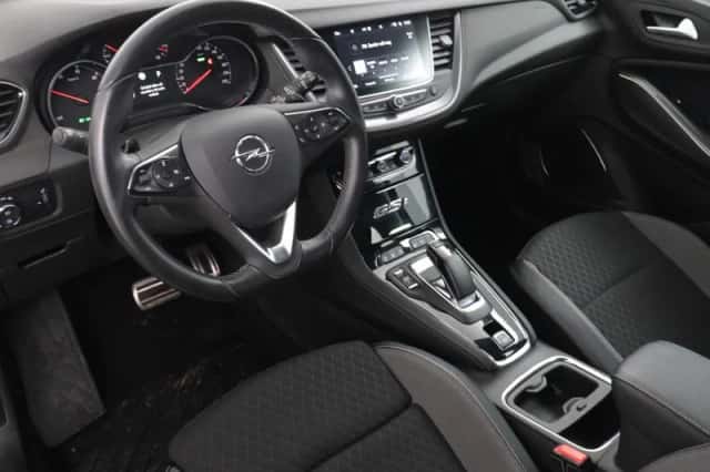 Opel Grandland (2020) thumbnail 4
