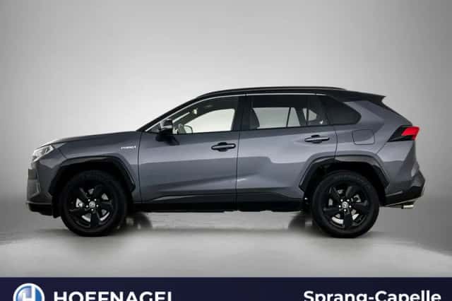 Toyota RAV4 (2021) thumbnail 3