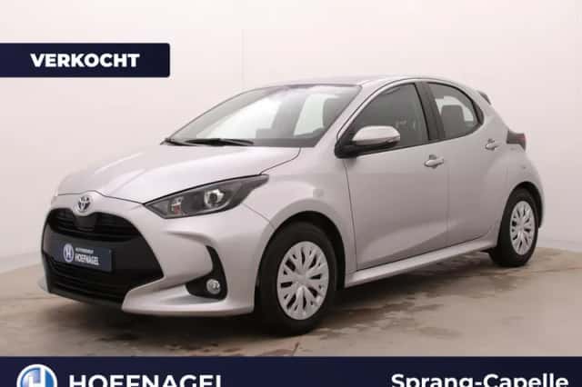 Toyota Yaris (2023) thumbnail 1