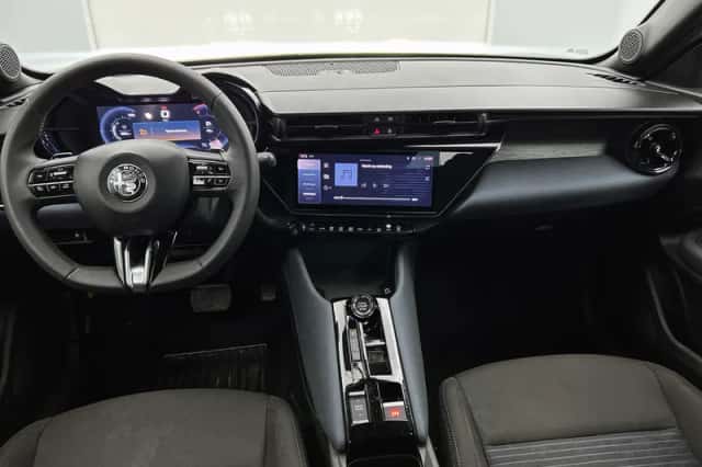 Alfa Romeo Junior (2025) thumbnail 5