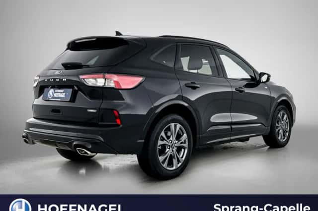 Ford Kuga (2023) thumbnail 2
