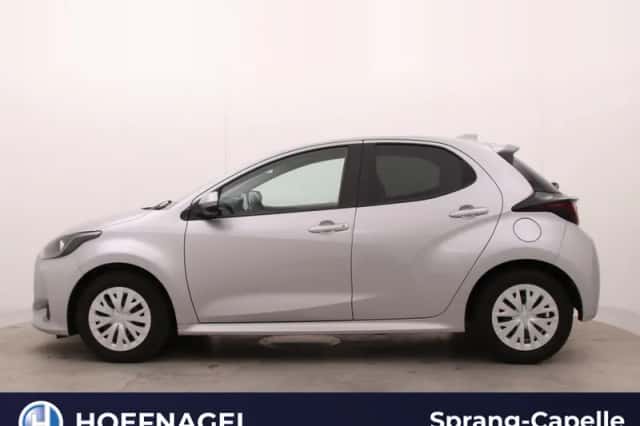 Mazda 2 Hybrid (2022) thumbnail 3