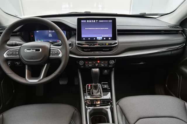 Jeep Compass (2025) thumbnail 5