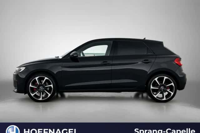 Audi A1 (2021) thumbnail 3