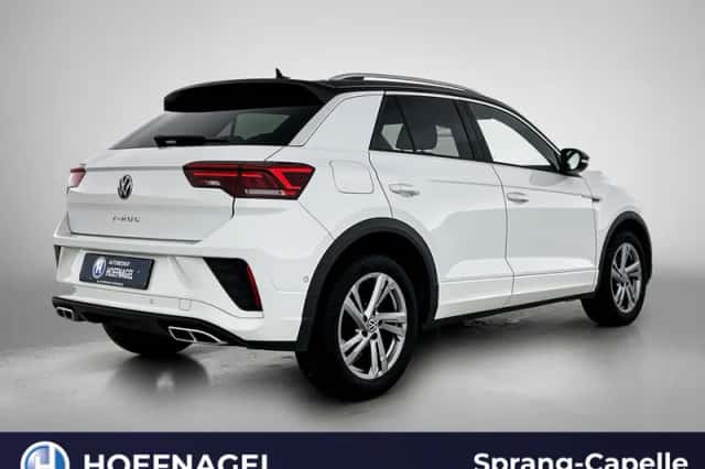 Volkswagen T-Roc (2023) thumbnail 2