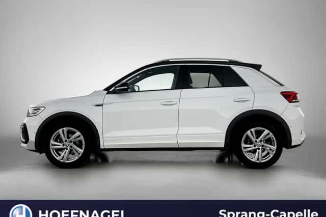 Volkswagen T-Roc (2023) thumbnail 3
