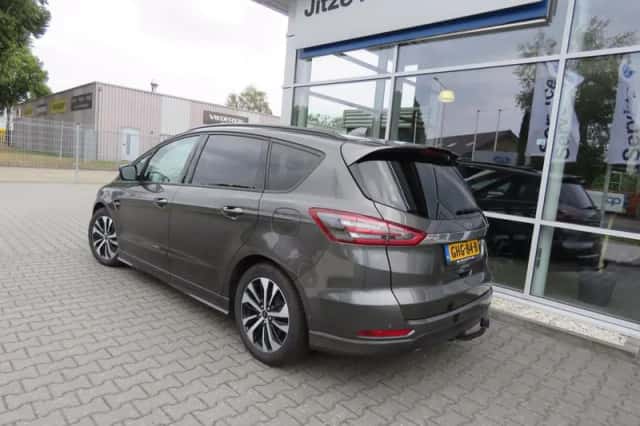 Ford S-Max (2021) thumbnail 2