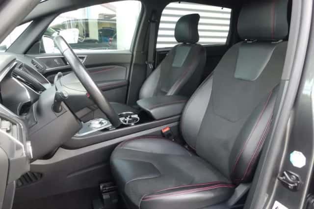 Ford S-Max (2021) thumbnail 4