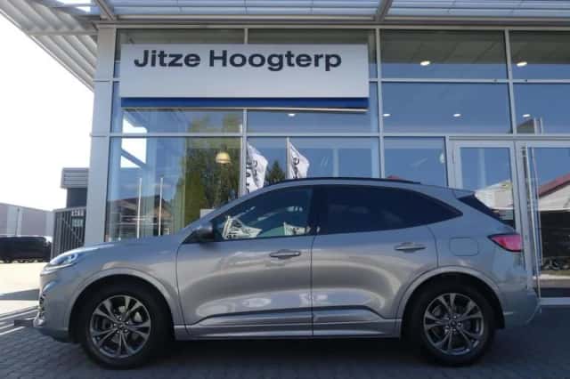 Ford Kuga (2021) thumbnail 6