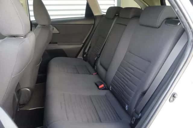 Toyota Auris (2018) thumbnail 5