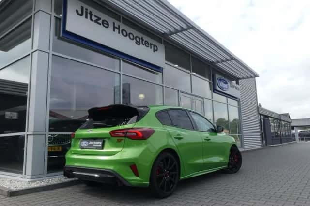 Ford Focus (2023) thumbnail 2