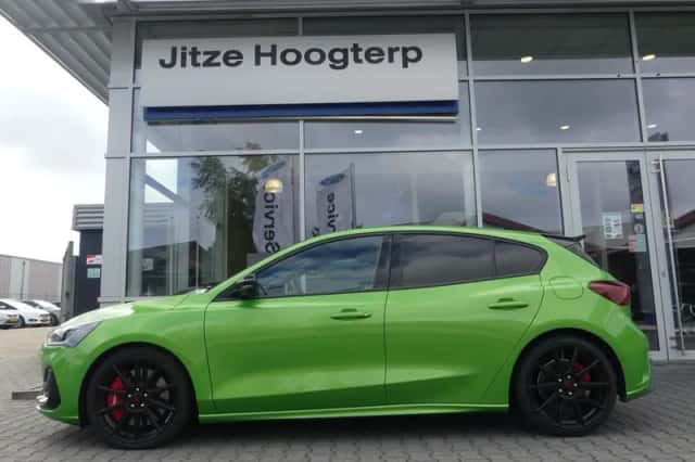 Ford Focus (2023) thumbnail 6