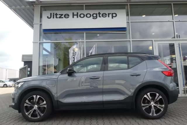 Volvo XC40 (2021) thumbnail 6