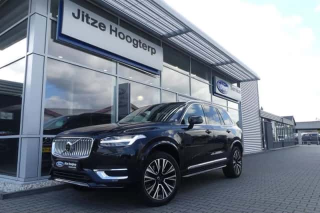 Volvo XC90 (2023) thumbnail 1