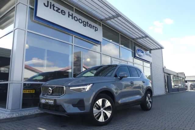 Volvo XC40 (2022) thumbnail 1