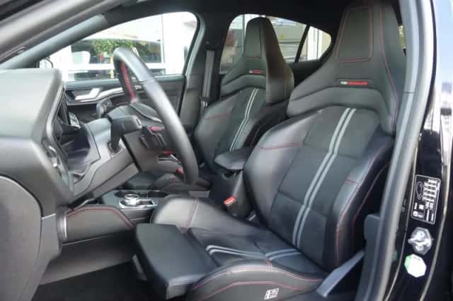 Ford Focus (2022) thumbnail 4