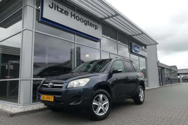 Toyota RAV4 (2009) thumbnail 1