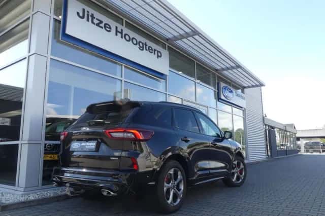 Ford Kuga (2025) thumbnail 2