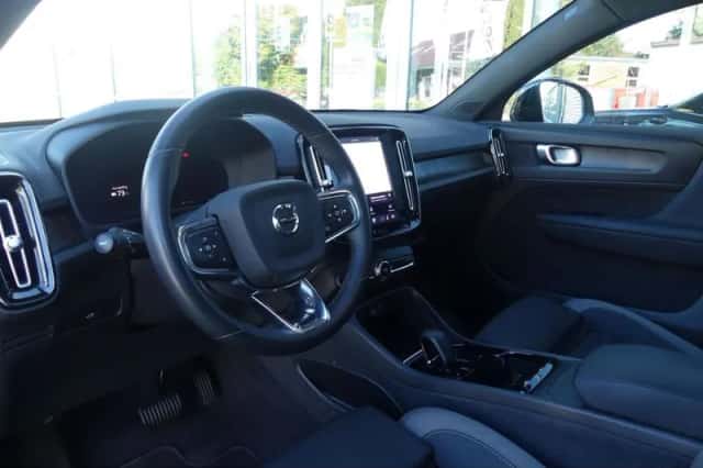 Volvo C40 (2023) thumbnail 5