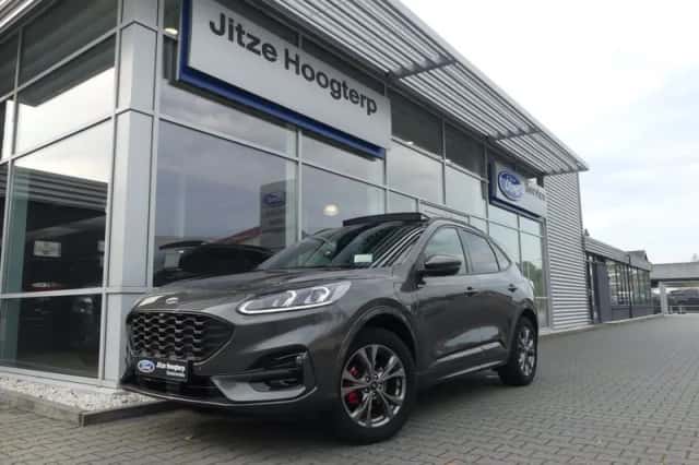 Ford Kuga (2022) thumbnail 1