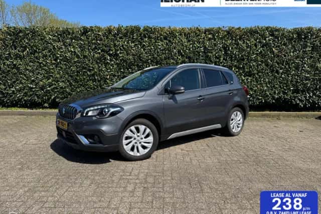 Suzuki S-Cross (2018) thumbnail 1