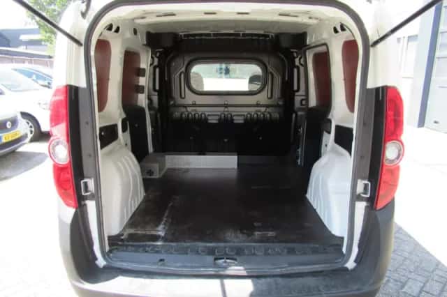 Opel Combo (2015) thumbnail 5