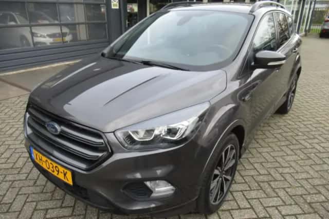 Ford Kuga (2019) thumbnail 5