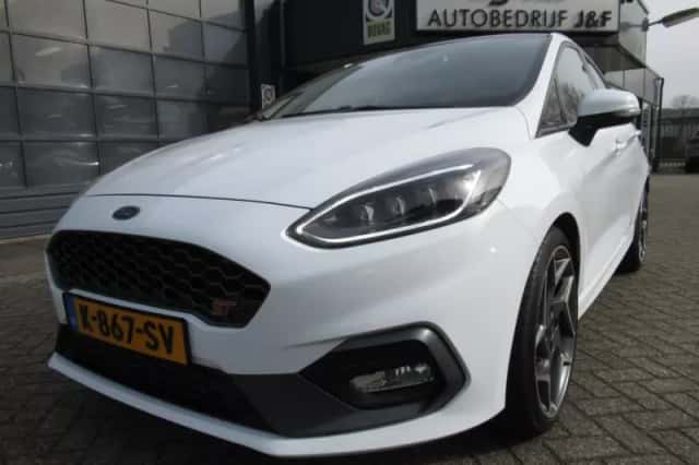 Ford Fiesta (2021) thumbnail 5
